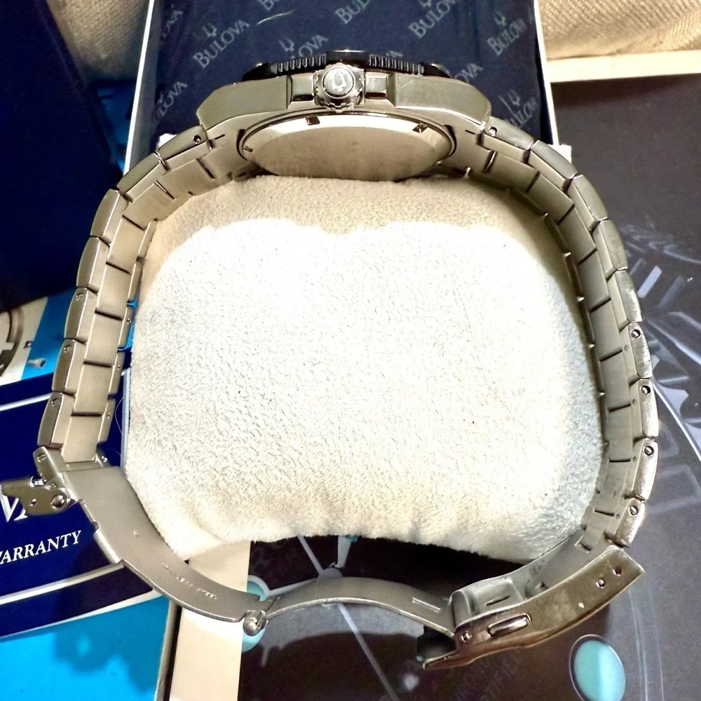 Bulova Marine Star Date Designer Classic Sports Mens Watch - Picture 4 of 8